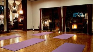 ヨガ教室 ワタナベスタジオ