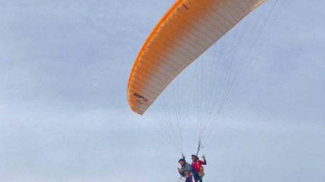 鳥取砂丘パラグライダー 砂丘本舗