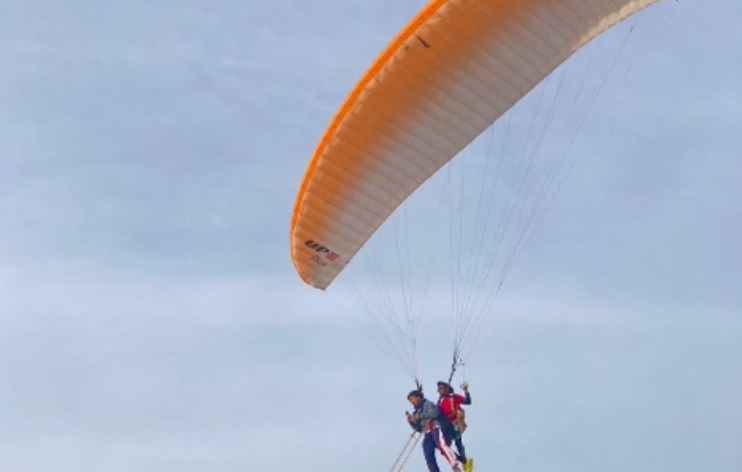 鳥取砂丘パラグライダー 砂丘本舗