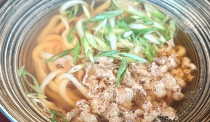 打ち立てうどん だし屋