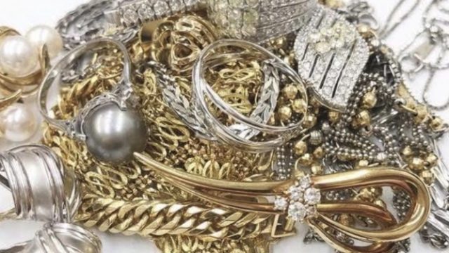 お宝本舗えびすや 大谷地店